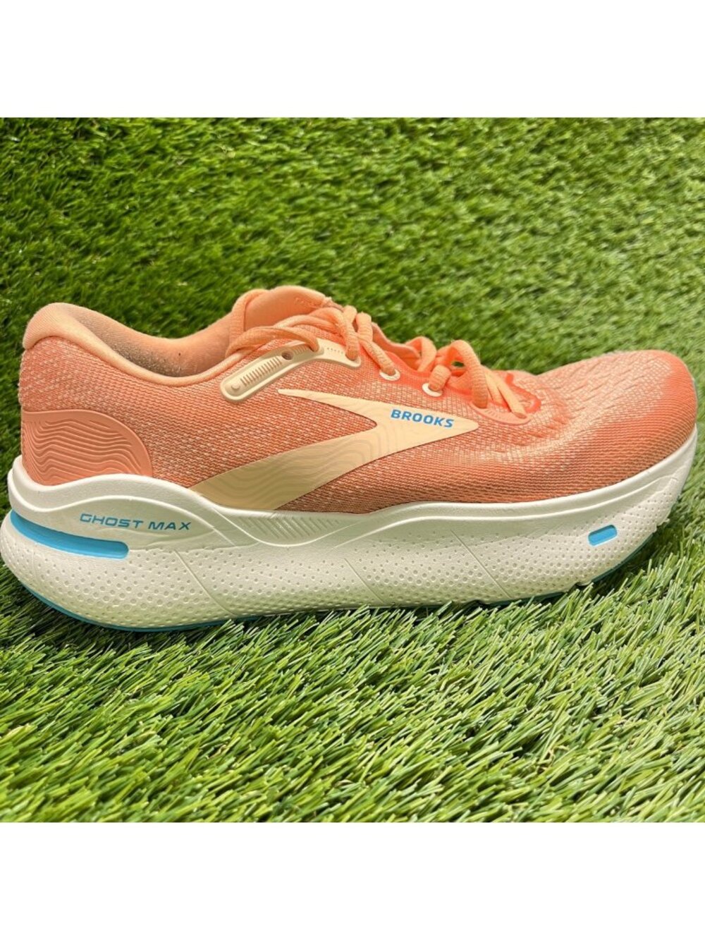 Brooks Ghost Max Womens Size 7 Orange White Blue Athletic Running Shoes Sneakers